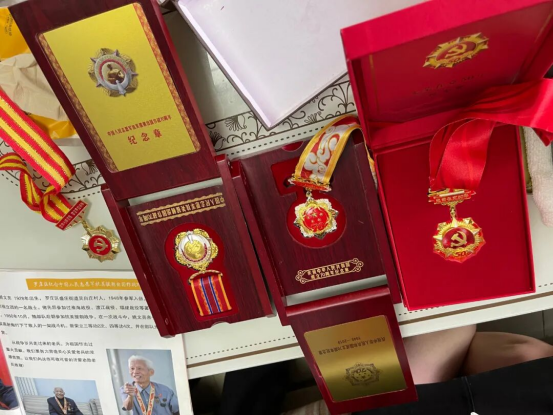 1758768151404159.png image.png